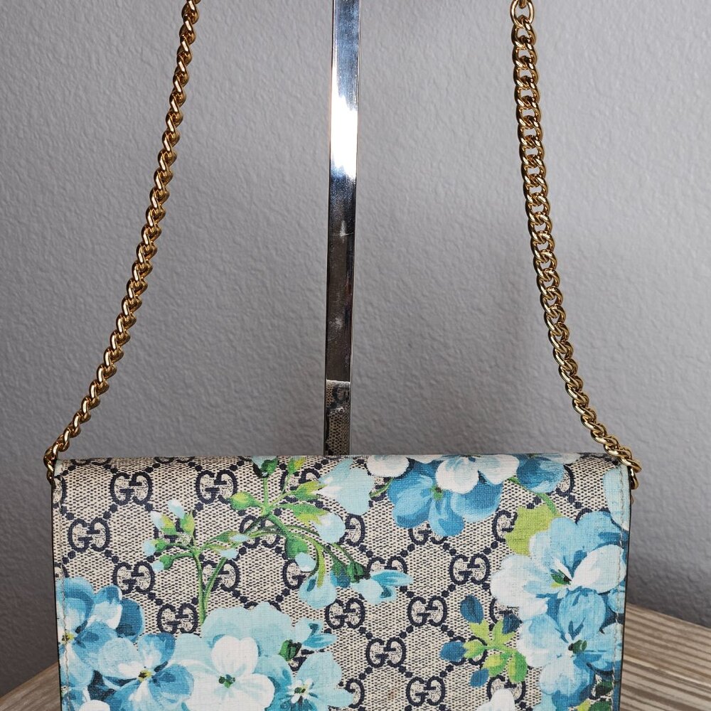 Gucci Blooms Chain Wallet - Picture 2 of 13